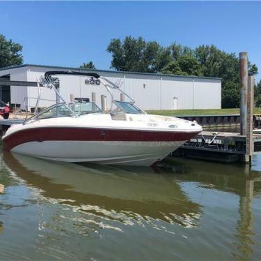 2003 Sea Ray 240 signature