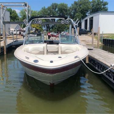 2003 Sea Ray 240 signature