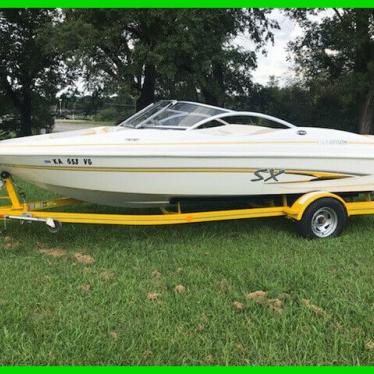 2004 Glastron 195sx bow rider