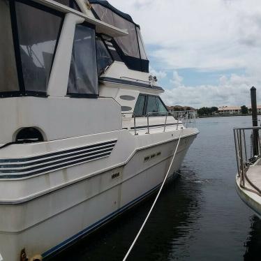 1986 Sea Ray 410 aft cabin