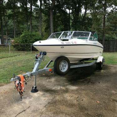 2004 Bayliner 175 runabout