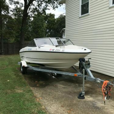 2004 Bayliner 175 runabout