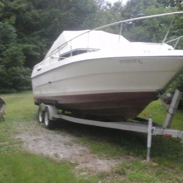 1985 Sea Ray cabin cruiser