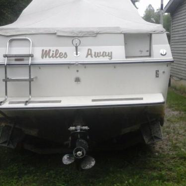 1985 Sea Ray cabin cruiser