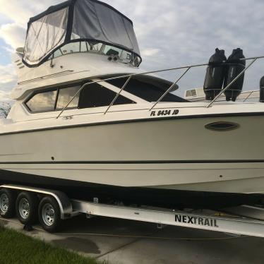 1999 Bayliner 2858 command bridge