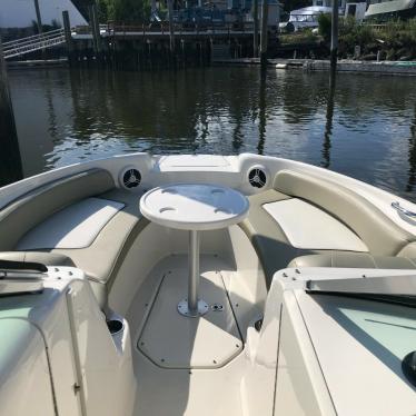 2007 Sea Ray sundeck 240