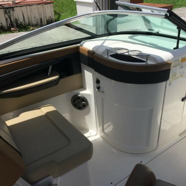 2014 Sea Ray 240 sundeck