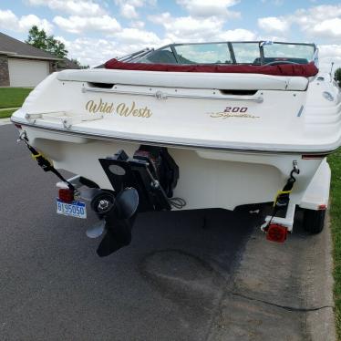 1995 Sea Ray signature 200