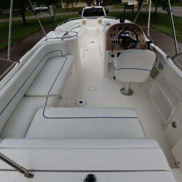 1997 Sea Ray 240 sundeck