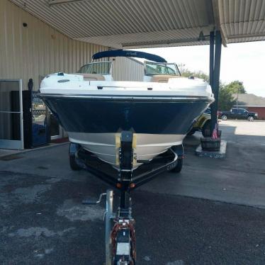 2011 Sea Ray sundeck 240