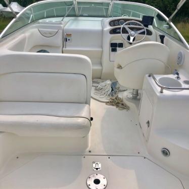 2002 Sea Ray 260 sundancer aft cabin