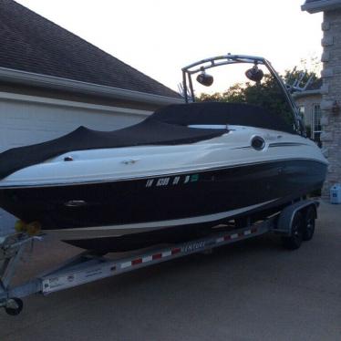 2008 Sea Ray sundeck 240