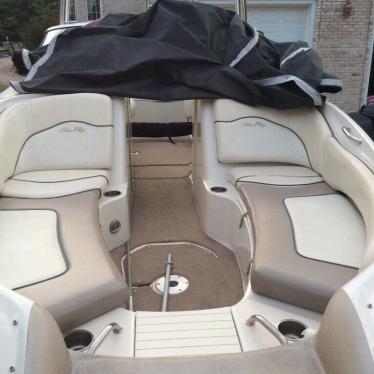 2008 Sea Ray sundeck 240