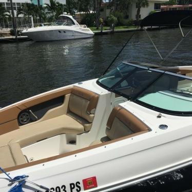 2014 Sea Ray 240 sundeck