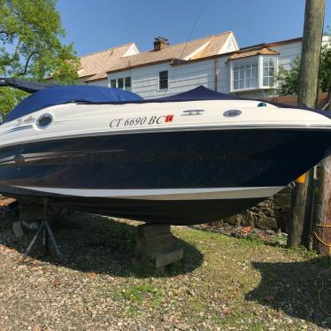 2007 Sea Ray sundeck 240