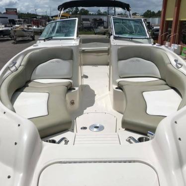 2006 Sea Ray sundeck 240