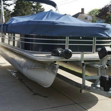 2014 Starcraft stardeck 236 cruise