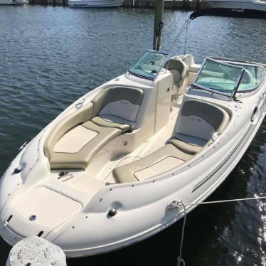 2006 Sea Ray 240 sundeck