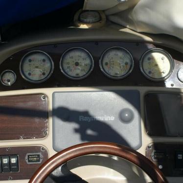 2005 Chaparral 310 signature