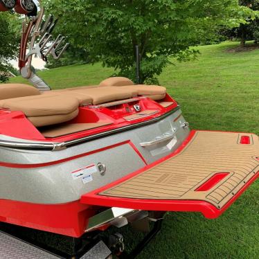 2017 Mastercraft x-46