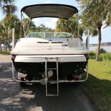 2006 Sea Ray 240 sundeck