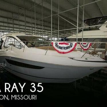 2017 Sea Ray 35