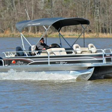 2015 Sun Tracker fishin barge 22 dlx