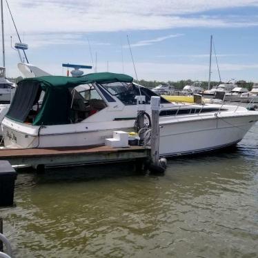 1987 Sea Ray express cruiser