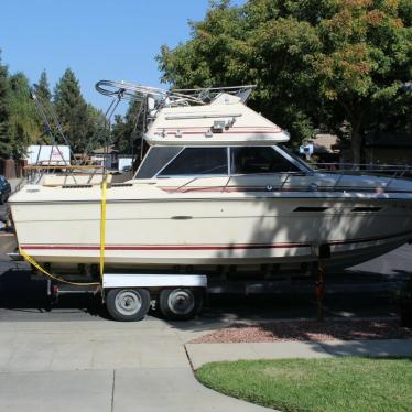 1980 Sea Ray 270 sedan