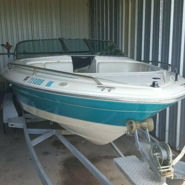 1995 Sea Ray signature 200