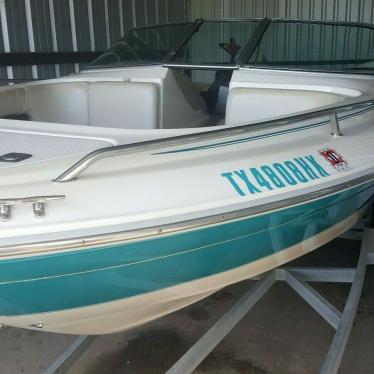 1995 Sea Ray signature 200