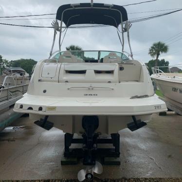 2007 Sea Ray sundeck 26’