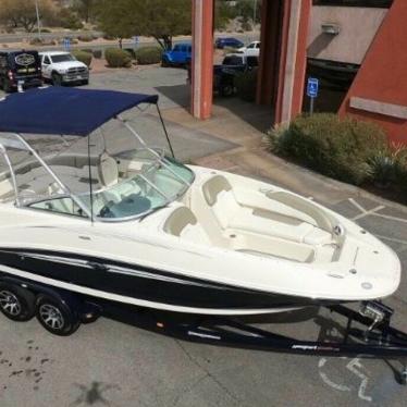 2007 Sea Ray sundeck 26’