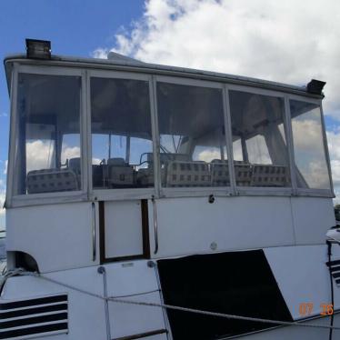 1989 Sea Ray 440 aft cabin