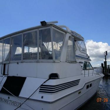 1989 Sea Ray 440 aft cabin