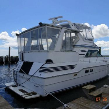 1989 Sea Ray 440 aft cabin