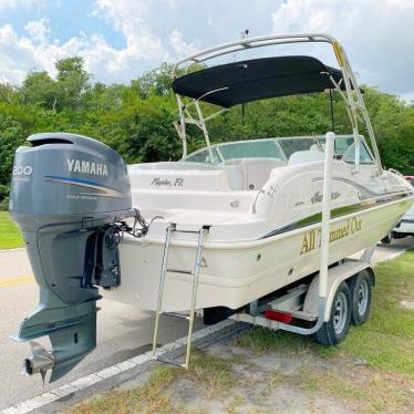 2002 Hurricane 237 sun deck