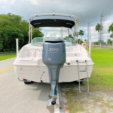 2002 Hurricane 237 sun deck