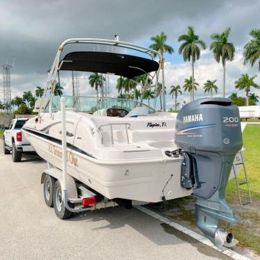 2002 Hurricane 237 sun deck