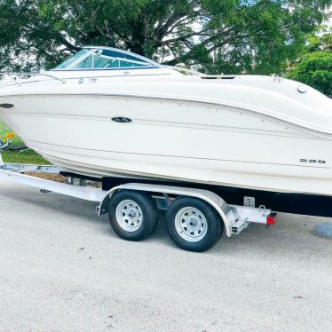 2001 Sea Ray 225