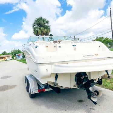 2001 Sea Ray 225