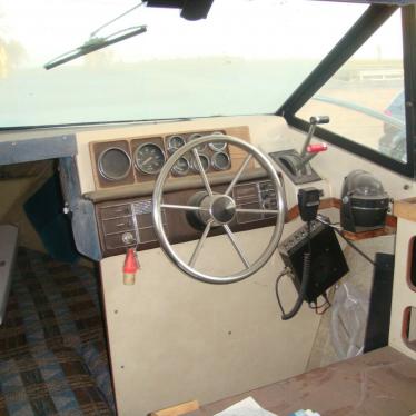 1980 Bayliner 2350