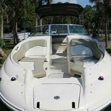 2006 Sea Ray 240 sundeck