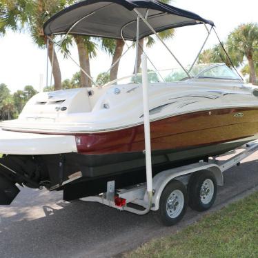 2006 Sea Ray 240 sundeck