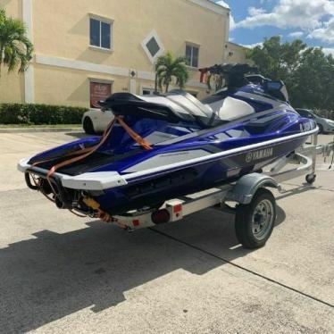 2018 Yamaha gp1800