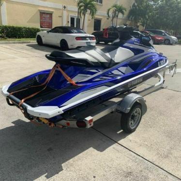 2018 Yamaha gp1800