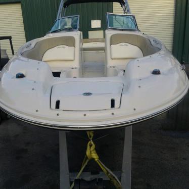 2007 Sea Ray 240