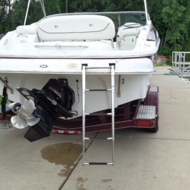 2007 Crownline deck boat 240 ex