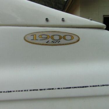 2000 Bayliner 1900 lsr