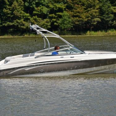 2007 Chaparral 210 wake